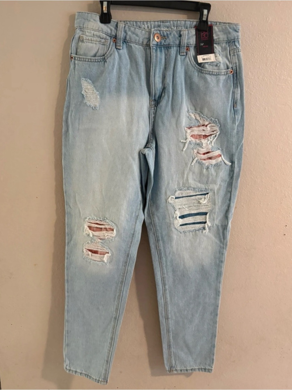 No Boundaries Light Wash Distressed Boyfriend Jeans
